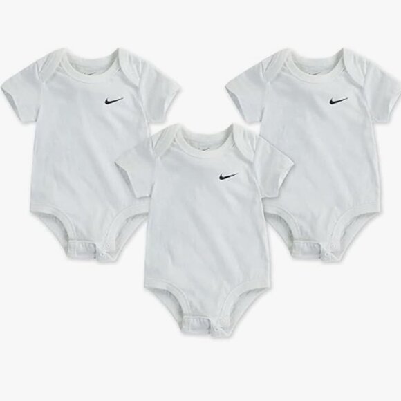 Adorable White Nike 3-Piece Onesie Set | Sizes 12 Months - Picture 9 of 12